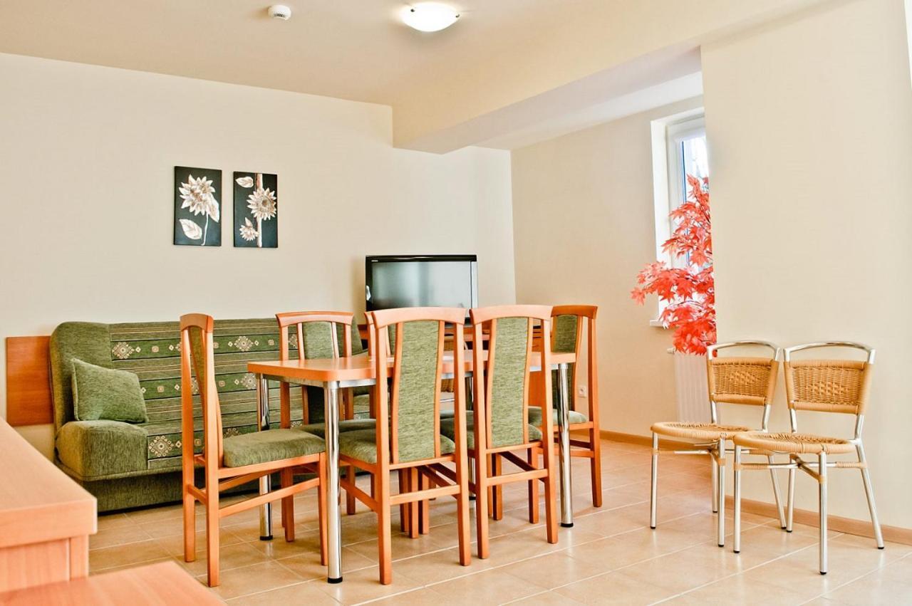 Osrodek Wczasowy Bursztyn Hotel Gdansk Bagian luar foto